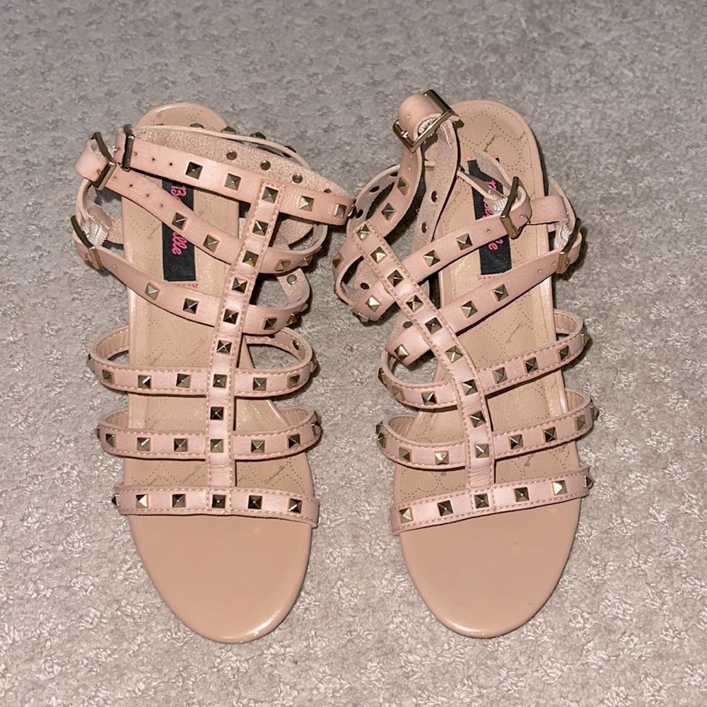 Stud Sandals with Heel